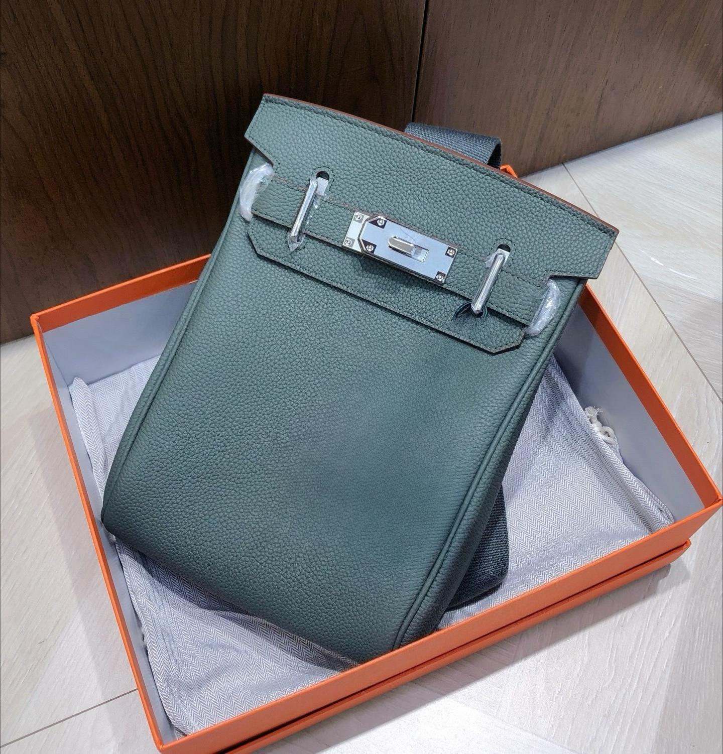 2025 Новый Нагрудный Сумка Маленький ADO На Одно Плечо Через Плечо Кожаный Женская Сумка Верхний Слой Коровья Кожа Большая Вместимость Дорожная Сумка-Рюкзак 17268cm 14260₽