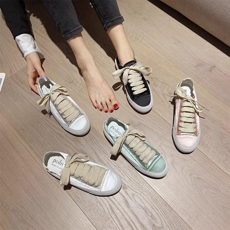 Fashion Women Canvas Shoes Autumn 2025 Vulcanize Shoes Student Solid Color Sneakers Ladies Flats Casual Breathable Walking Travel Tennis