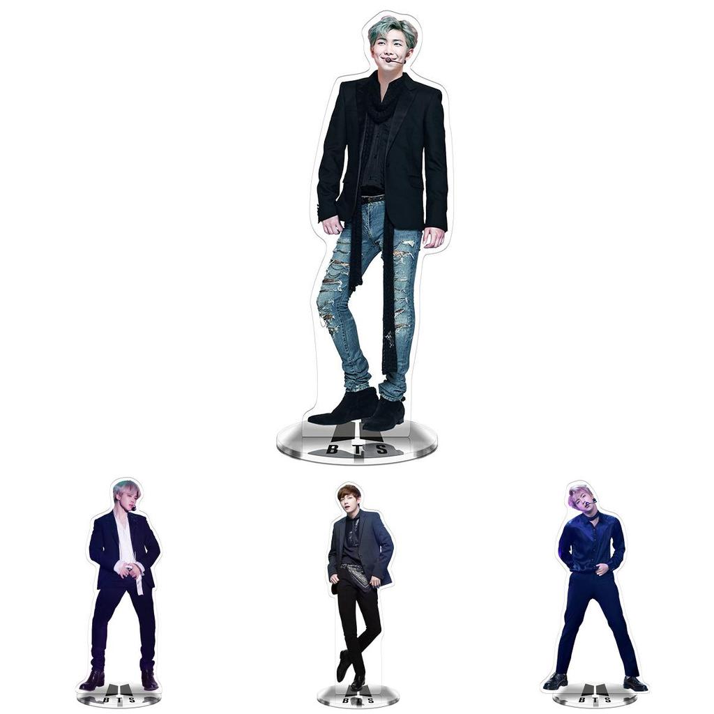 Prémiová kvalita Kpop Bts Fake Love Yourself Akrylový stojánek Akční figurka Panenka Pro Elegantní Dekoraci Stolu