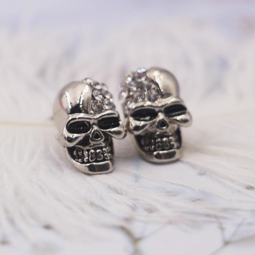 Stud Earrings Retro Tassel Accessories Women's Fashion Temperament Bone Bone Earrings Stud Earrings Jewelry
