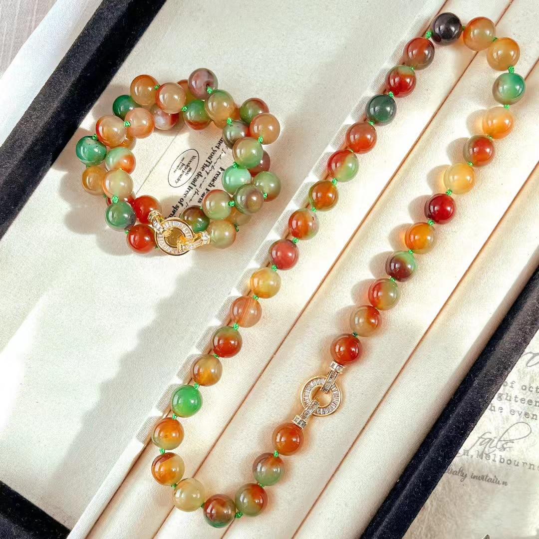 Vintage Maillard Style Tranquil Color Chalcedony Agate Chalcedony Collarbone Chain Necklace Neck Chain