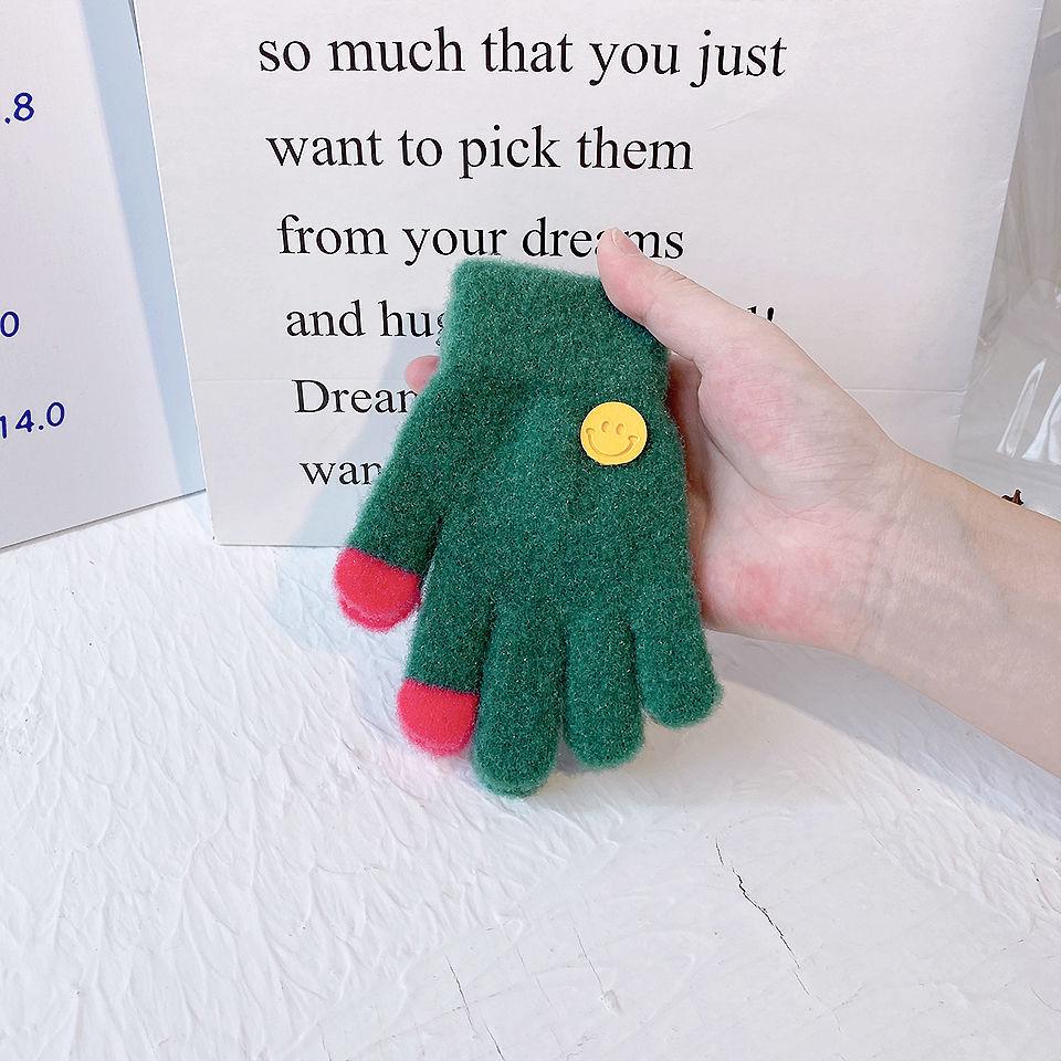 

Kids’ Winter Fingerless Smiley Gloves – Thin Style for Boys & Girls