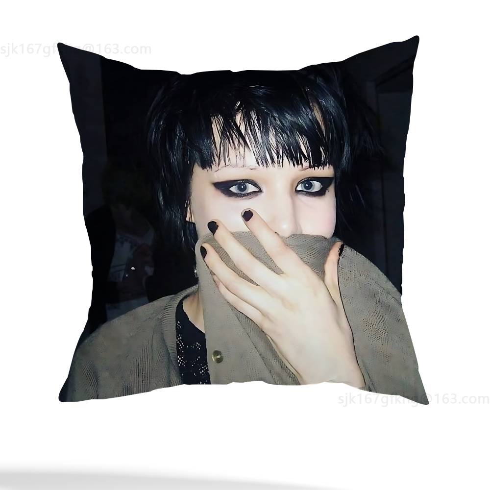 Crystal Castles pillowcase casual style decoration, suitable for home decoration (excluding pillow core)