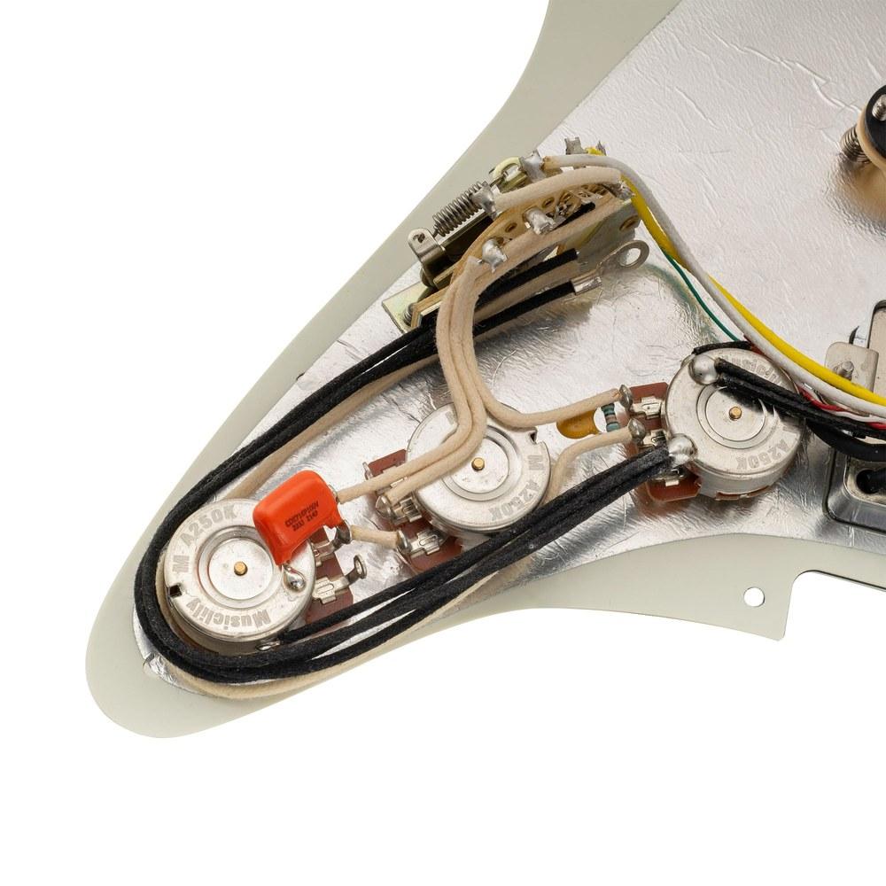 Musiclily Pro HSS Pre-Wired Pickguard with Artec Alnico 5 Pickups 3-Ply Aged White