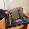 Early Spring New Fashion High-end Bag Women's Versatile Niche Design Single Shoulder Oblique Span Bag Simple Small Square Bag