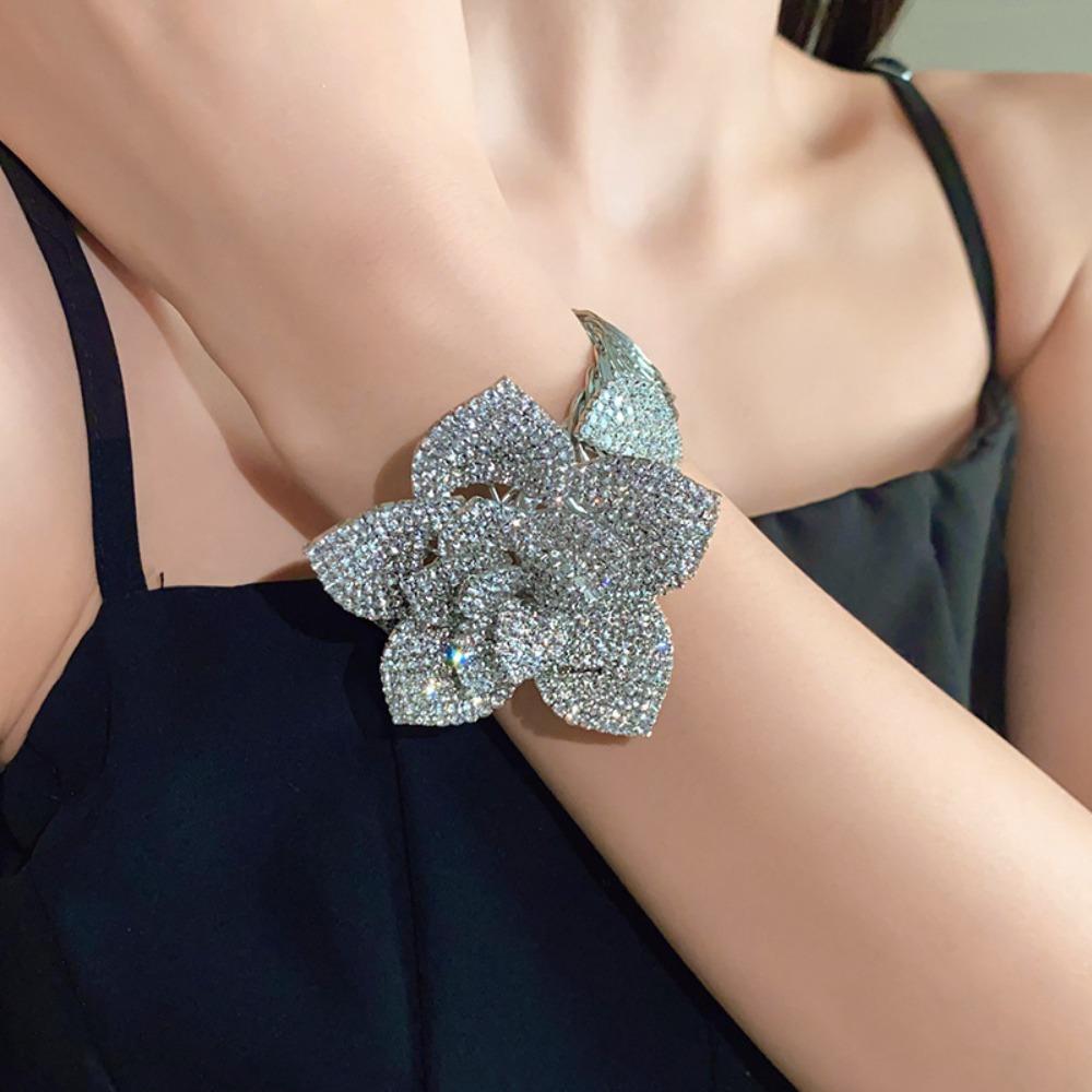 Adjustable Flower Armband Arm Chain Zinc Zinc Alloy Flower Upper Arm Bangle Party
