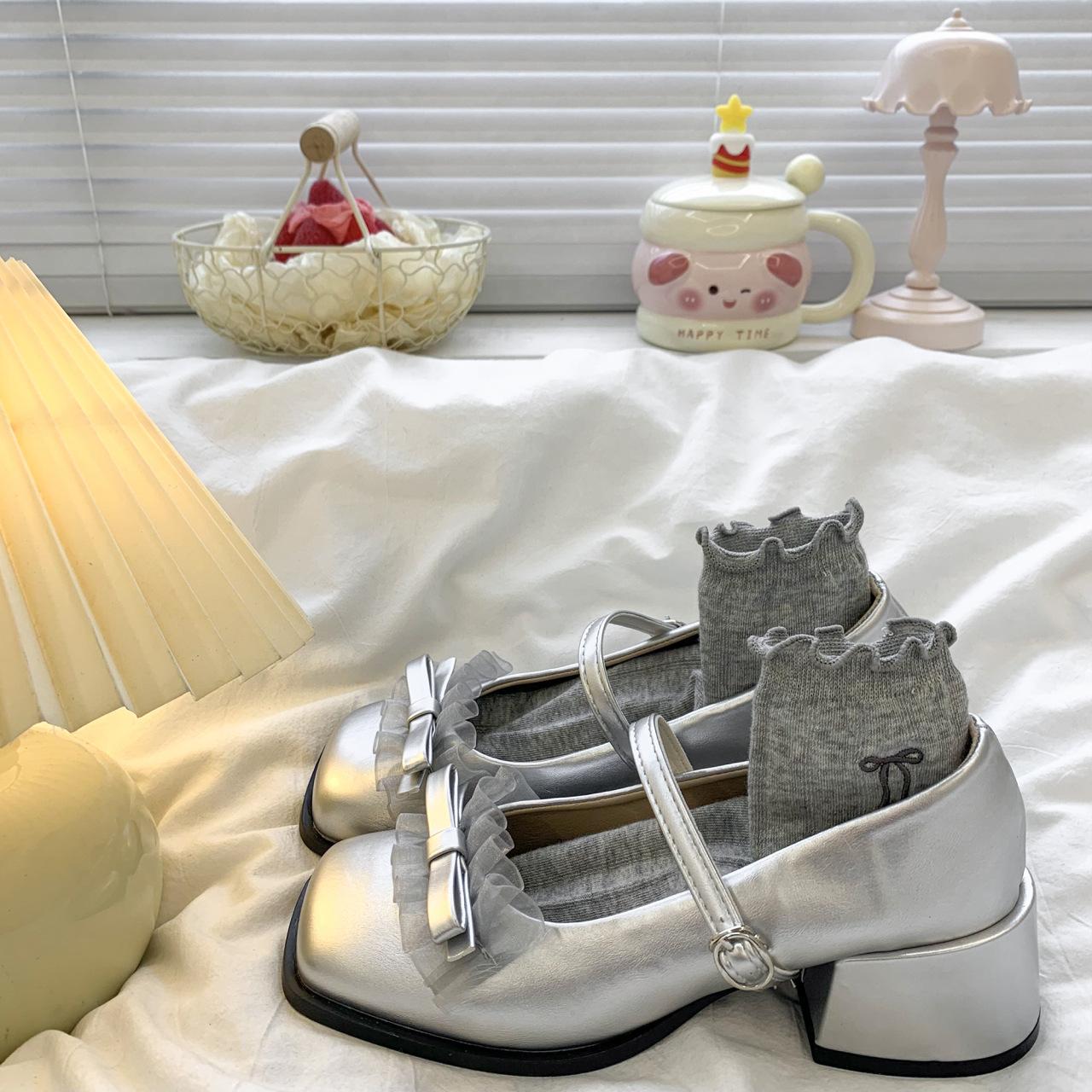 

Туфли-лодочки с квадратным носком, на толстом каблуке, на высоком каблуке, женские, лето 2025, новые, с цветами, повседневные, универсальные, женские 40 серебряный