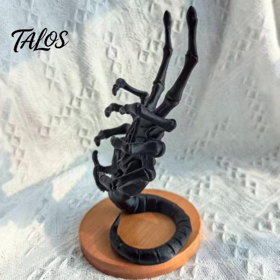 Stable Smartphone Cradle 3D Printed Sci-Fi Horror Phone Holder, Novelty Stand, Unique Gadget for Video Calls Compact Collectible Ornament And Desktop