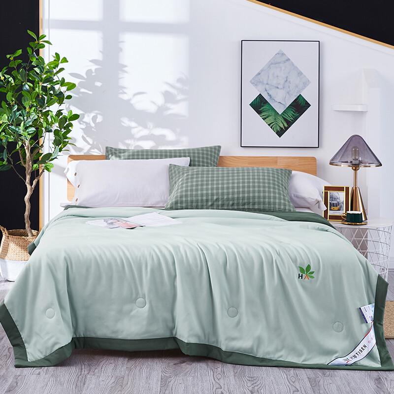 

Tianqin All-Season Washable Fiber Quilt