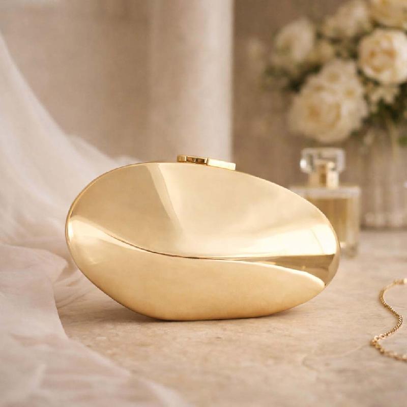 New Arrival Crossbody Bag Clutch Unique Shell Shape Shoulder Fashion Evening Heart-shaped Tin Box Pearl Women Bags Trend 2026