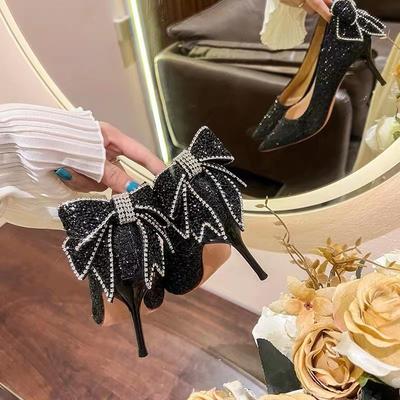 Talons hauts en cristal argenté talons fins pour femmes âge dans la robe tempérament nœud bouche légère chaussures de mariage chaussures de mariée