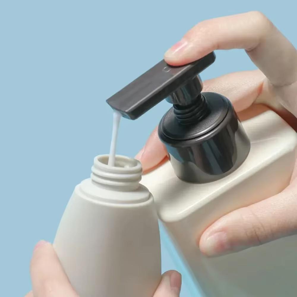 4-piece set, refillable bottle, 60ml soft lotion container, squeeze tube, empty bottle, portable travel shampoo bottle