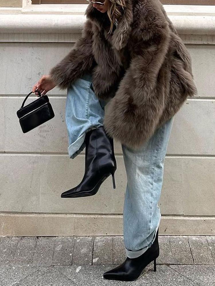 Moda Europejska i Amerykańska 2024: Brązowy długi płaszcz z pluszu i sztucznego futra z wykładanym kołnierzem