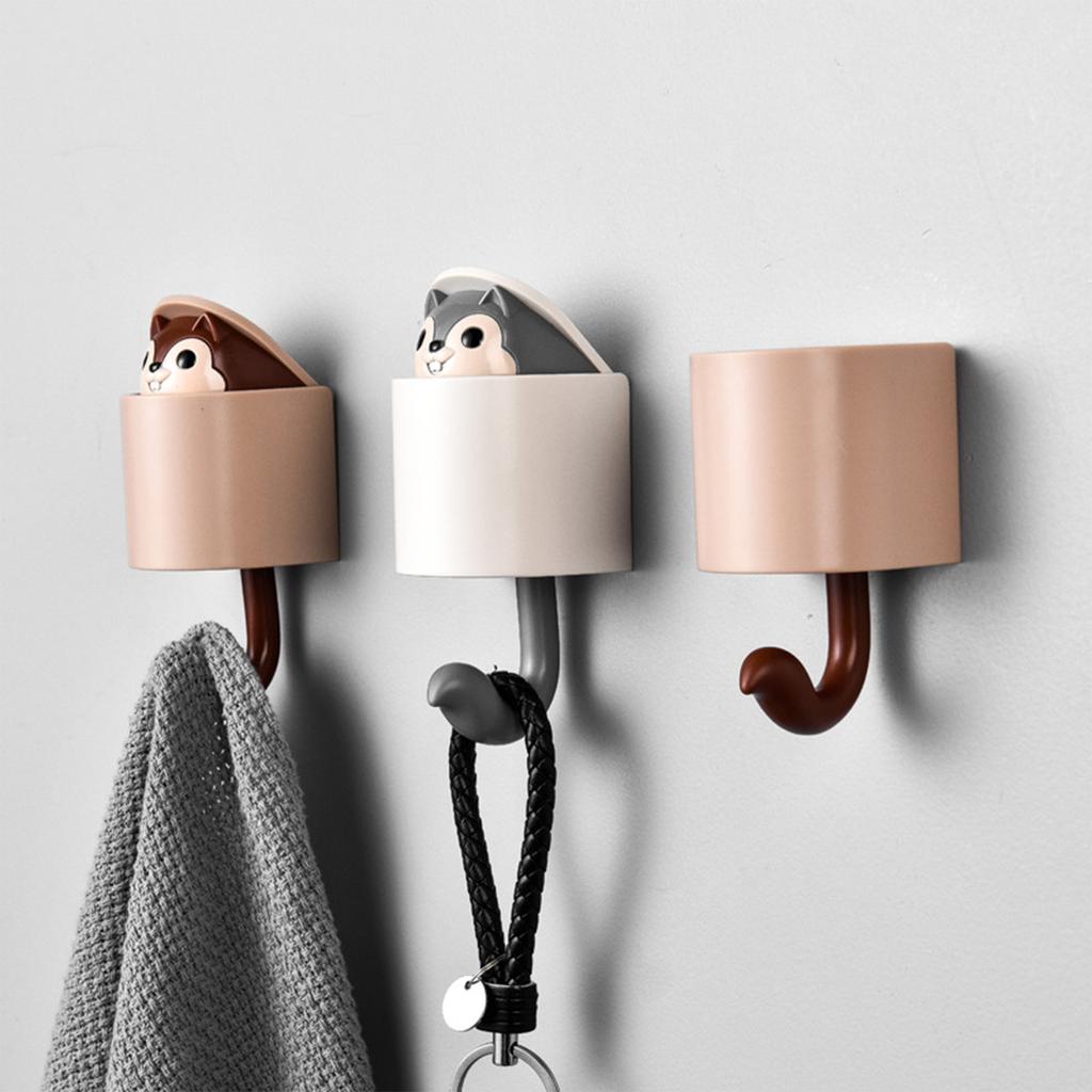Squirrel-type Sticky Wall Hook Pop-up Smiling Squirrel Wall Keychain Creative Hook With Strong Adhesive Wall Hook For Home