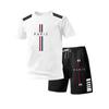 Herren Sport-Set aus schnelltrocknendem Mesh: Paris Letter Print T-Shirt & Shorts für Laufen & Fitness