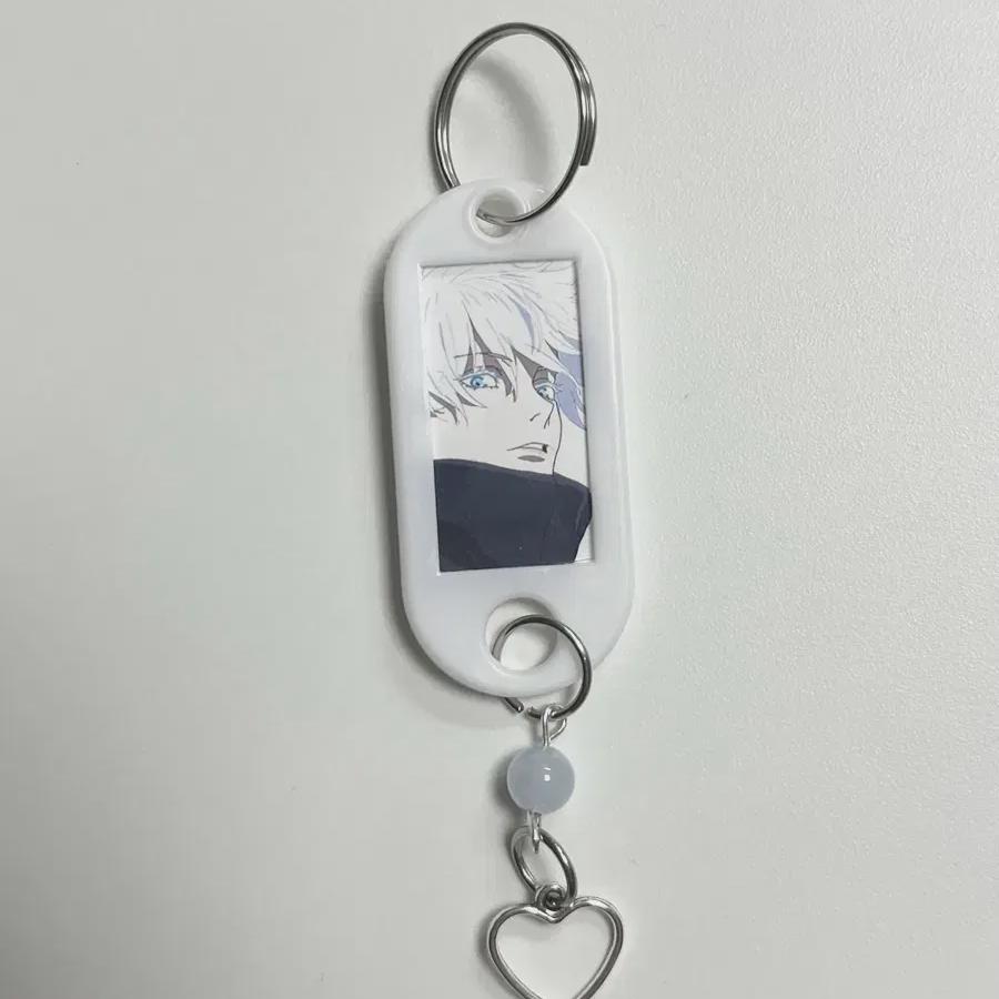 

Джудзюцу Кайтай Годжо Сатору Визитка Брелок с бусинами