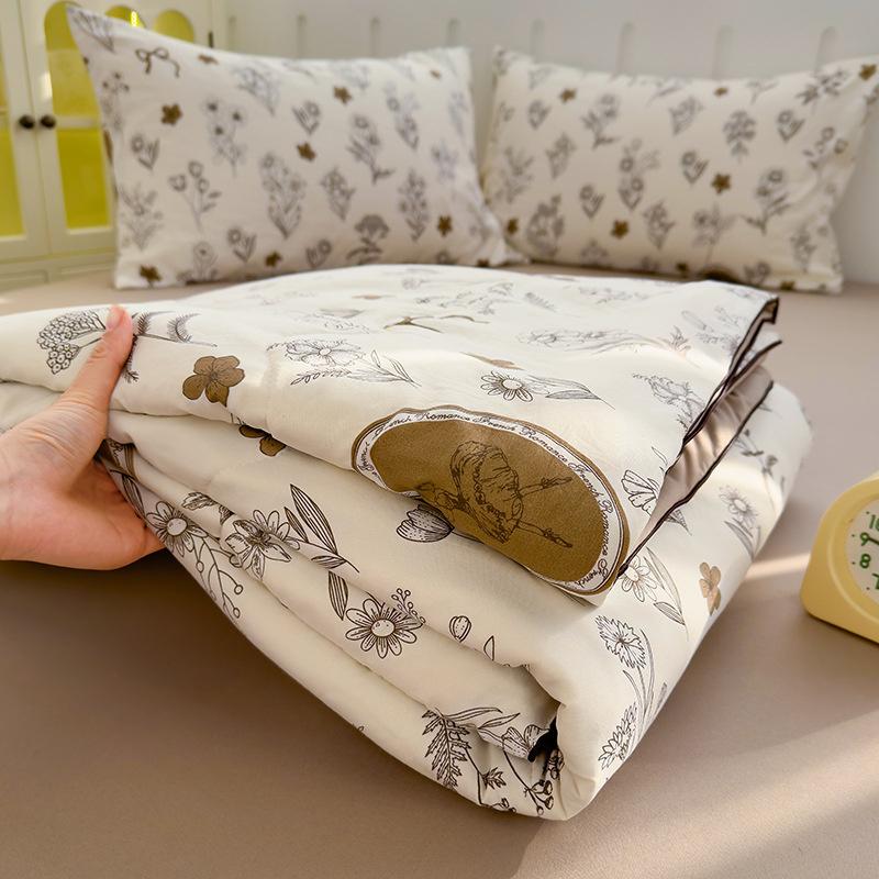 Cartoon Printed Wrinkled Yarn Summer Quilts Cozy Single and Double Air-Conditioned Quilt Cooling Breathable Home Soft Bedspread
