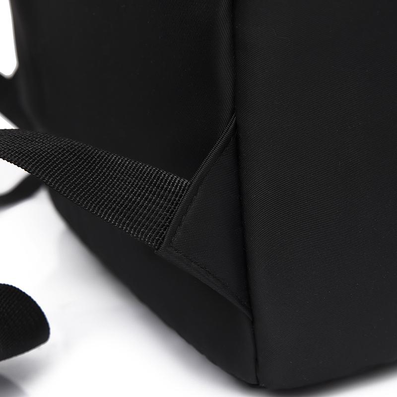 Ryggsekk Kvinner Casual Business Laptop Bag med stor kapasitet Utendørs reiseryggsekk