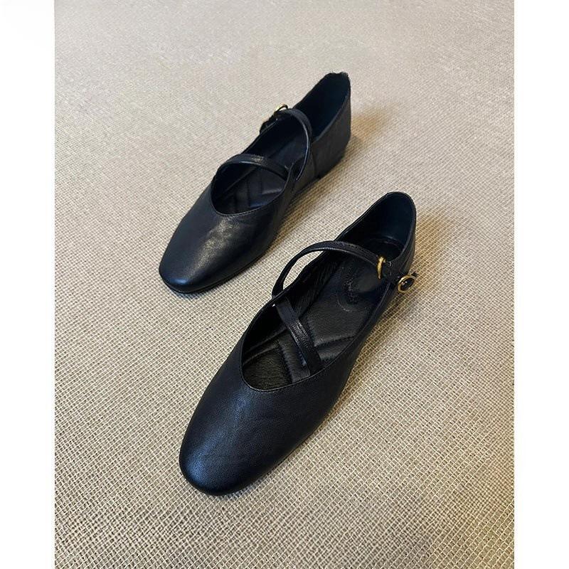 Retro Mary Jane shoes women's 2025 new flat-bottomed temperament versatile small leather shoes single shoes