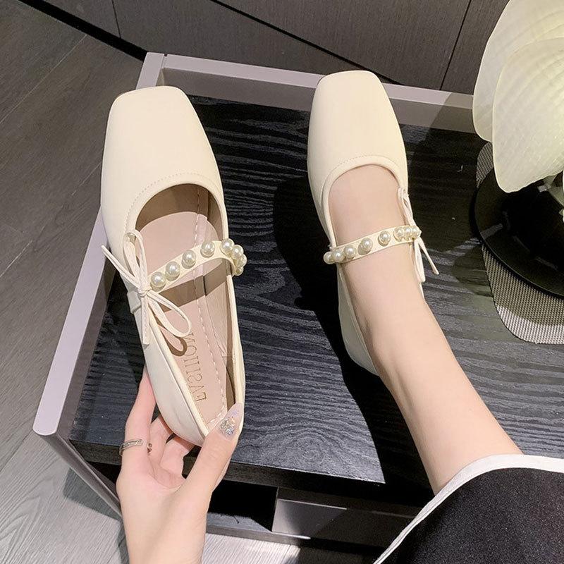 Mary Jane single shoe girl 2025 new spring and autumn flat bottom evening fairy wind gentle with skirt soft sole small leather shoes