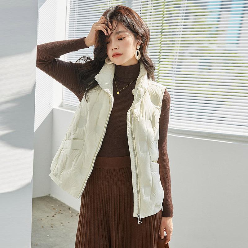 Stand-up Collar Pressed Glue Light Down Vest Women's Autumn and Winter Fashion Thin Warm White Duck Down Vest