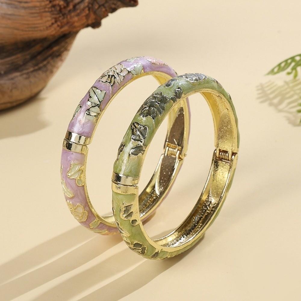 Spring Loaded Opening Bangle Bracelet Open Cuff Wrist Jewelry Women's Bangle Women's Daily Wear