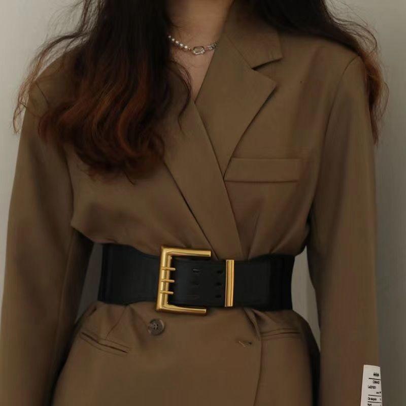 Stylish Black Wide Waist Belt For Women With Elegant Design Perfect For Dresses And Coats