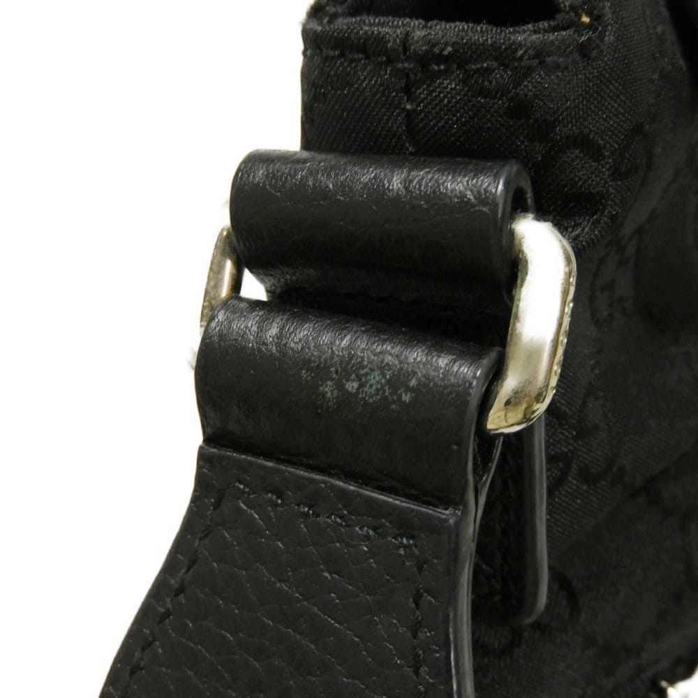 Used 9539 GG Nylon Messenger Bag 509639 7921 Crossbody Logo Embossed Black Men's from Japan AUTHENTIC