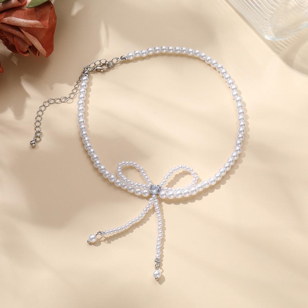 Fashion Trend Full of Pearl Fringed Temperament Necklace with Diamonds Bow Super Fairy Collarbone Chain