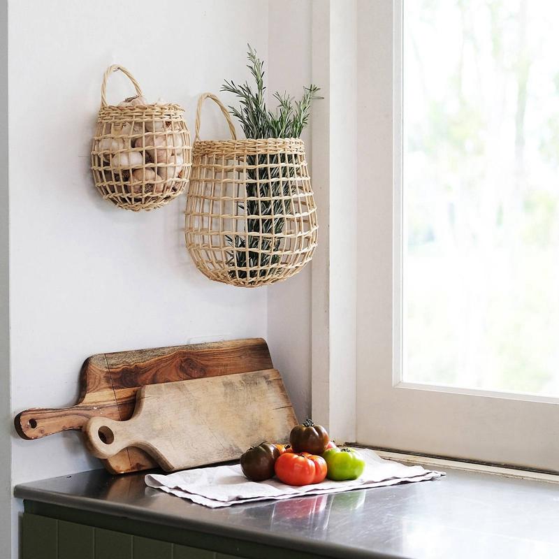 Hollow Rattan Woven Storage Basket Multi-functional Decorative Wicker Fruit Basket Wall Hanging Flower Basket Sundries Organizer