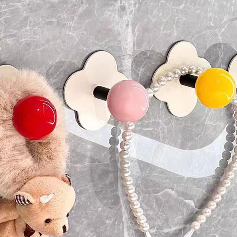 No Drill Hooks Storage hook Strong Adhesive Flower Shaped Stick On Hooks Towel Rack For Home Kitchen Bathroom