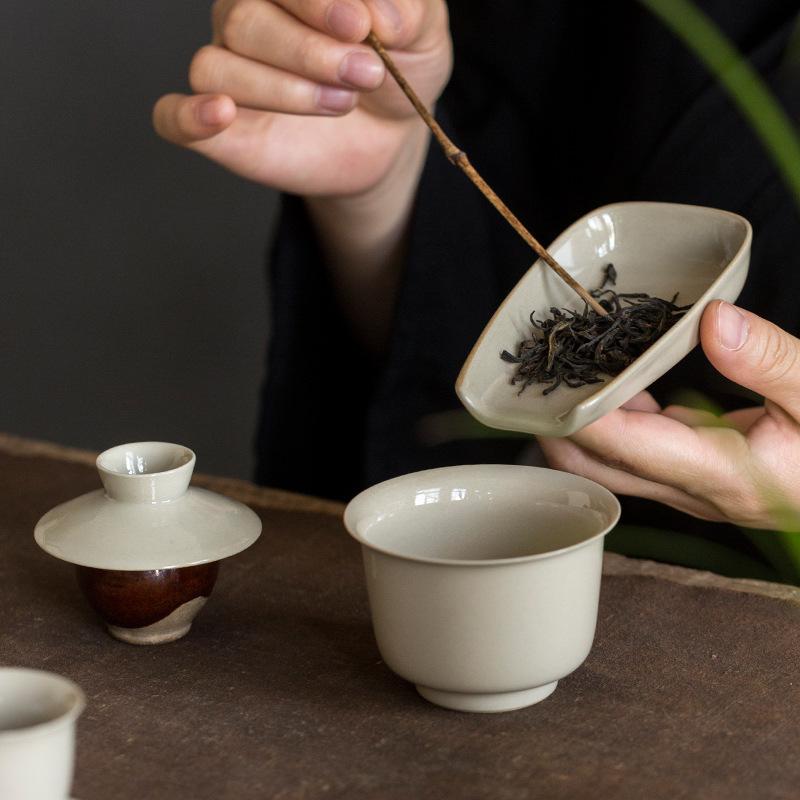Small Sancai Cover Bowl Single Ceramic Tea Bowl Plant Ash Handmade Household Tea Brewer Kung Fu Tea Set Hand Grab Bowl