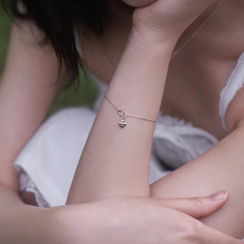 ANOTHER CELL Heart Clover Bracelet