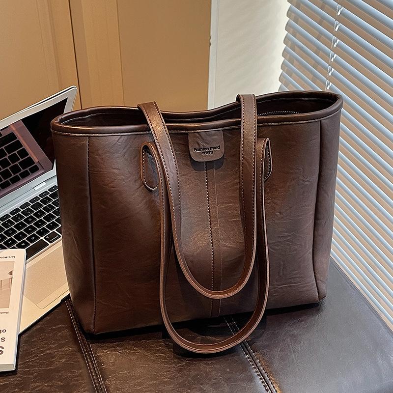 Vintage PU Leather Solid Color Shoulder Bags for Women Tote Bag 2026 Winter Luxury Designer Simple Handbags and Purses
