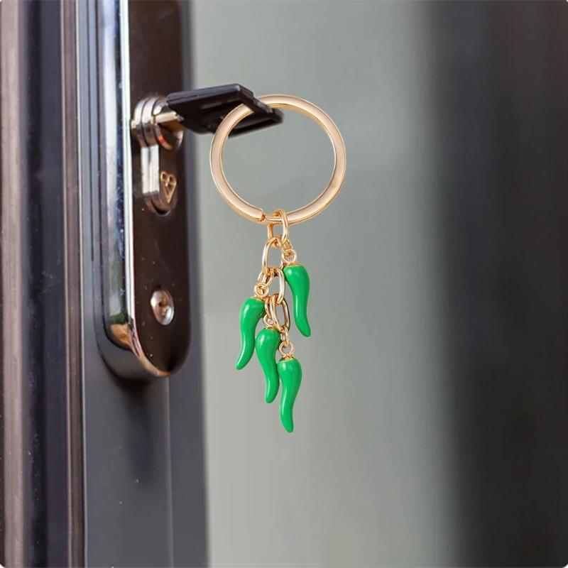 Fun Mini Chili Keyring Stylish Decorative Zinc Alloy Keychain Hanging Ornament For Keys Purses Gift