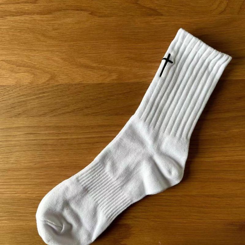 

Чорні Білі Хрестики Шкарпетки Середньої Довжини Класичні Візерунки Чоловічі Жіночі Спортивні Модні Вологовідвідні Зручні Жіночі Шкарпетки One Size білий