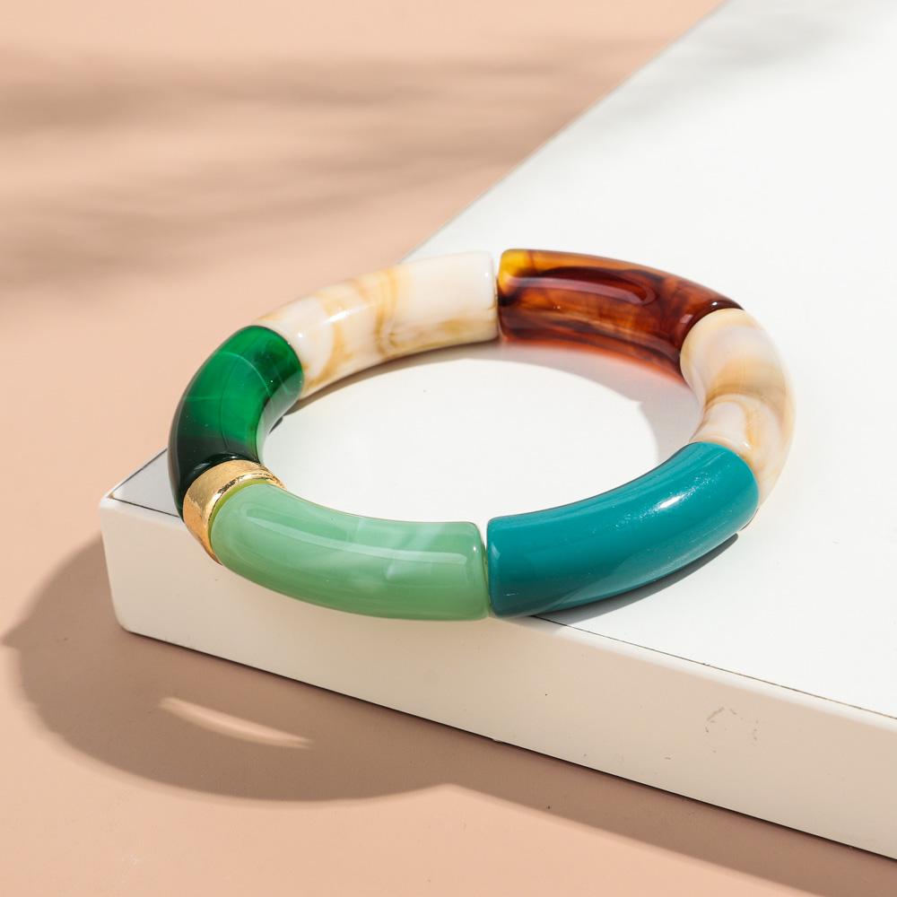 Nieuwe Grote Bamboe Buis Acryl Stapelarmband voor Vrouwen Mannen Vintage Kleurrijk Hars Dikke Elleboog Kralen Elastische Armband Koppel Sieraden