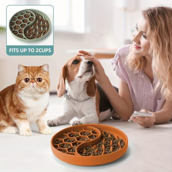 Slow Feeder Dog Bowl Non-Slip Feeding Bowl Slow Down Pet Eating Speed Silicone Pet Food Bowl with Suction Cup for Fast Eaters Cats Dogs Anxiety Relief
