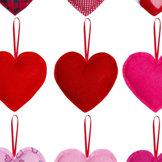12 Stück Filzstoff Herz Hängeornament Rot Rosa Büffelkaro Herzanhänger für Valentinstag Hochzeitsfeier DIY Bastelarbeiten