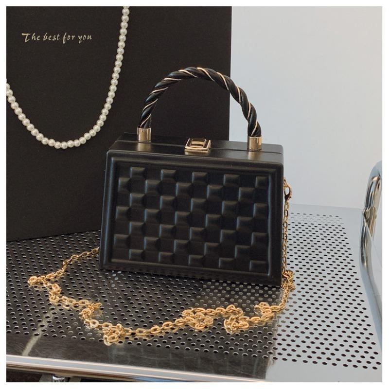 Simple bag Women's hand bag Box bag Delicate plaid chain Crossbody handbag
