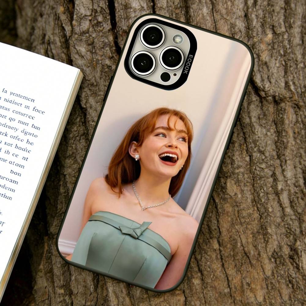 

Actor Sadie Sink Phone Case For iPhone 17,16,15,14,13,12,11 Plus,Pro Max,XS,Colored Silver Plated Inside Cover iPhone16Se4