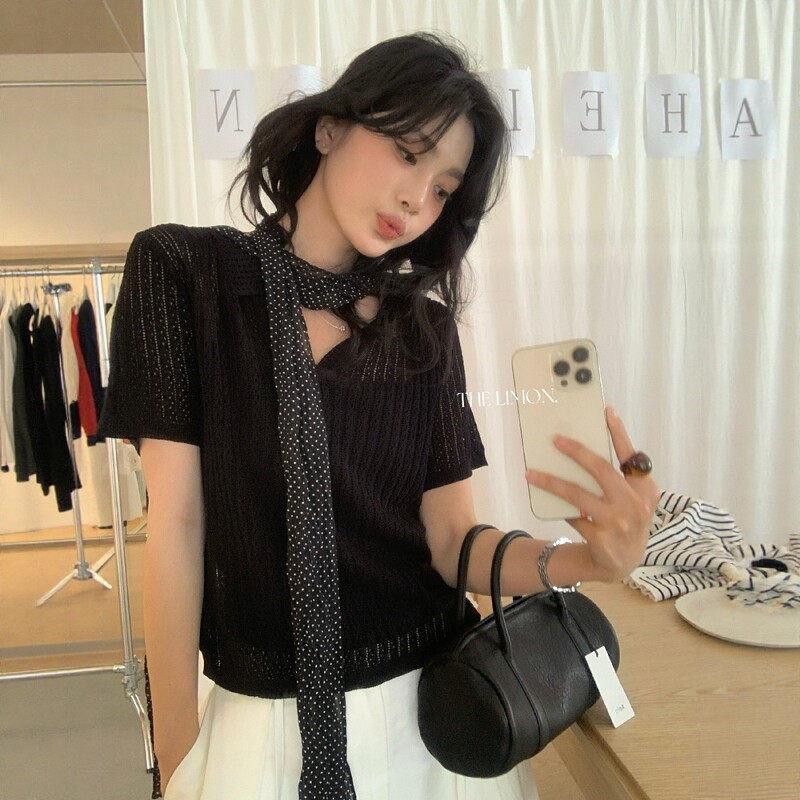 Oatmeal temperament hollow polo collar short-sleeved knitted sweater women's summer old money style high-end front shoulder t-shirt top