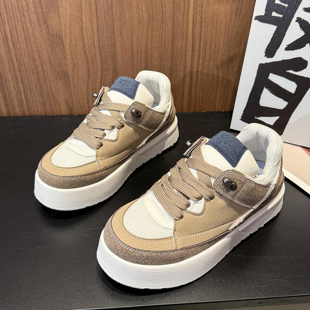 Fashion Thick Baseplate Shoes Women's Spring New Round Head Lace-up Sports Shoes Retro Casual Soft-soled Bread Shoes