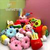 Lot de jouets en peluche sonores pour animaux de compagnie: Motifs Légumes, Gâteau, Homard et Os