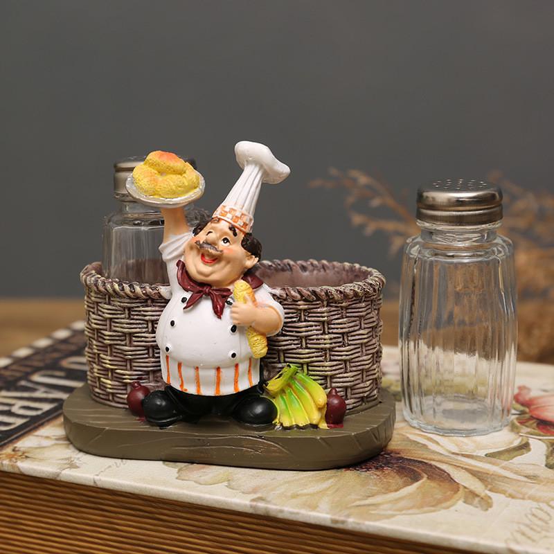 European Themed Resin Chef Figurine Ornament For Birthday Or Graduation Gift
