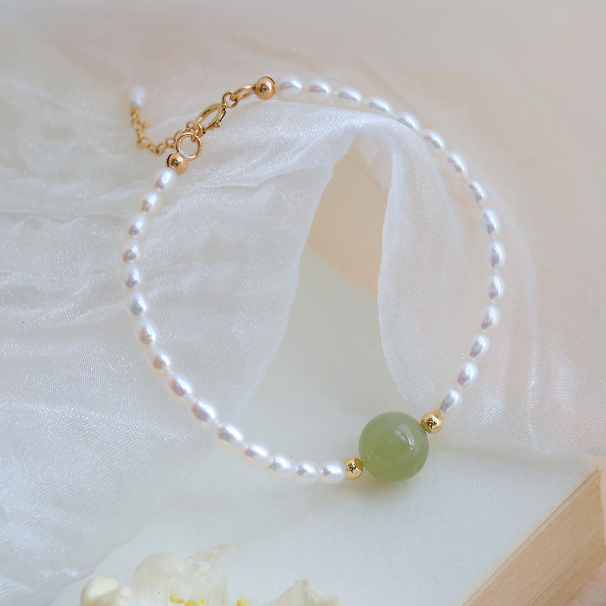 Qingluo Rice Grain Freshwater Pearl Hetian Jade Necklace Temperament Same Hetian Jade French Clavicle Chain