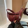 Unique Retro Shoulder Bag for Women PU Leather Crossbody Bag Saddle Design Line Bag Banana Bag Fashion