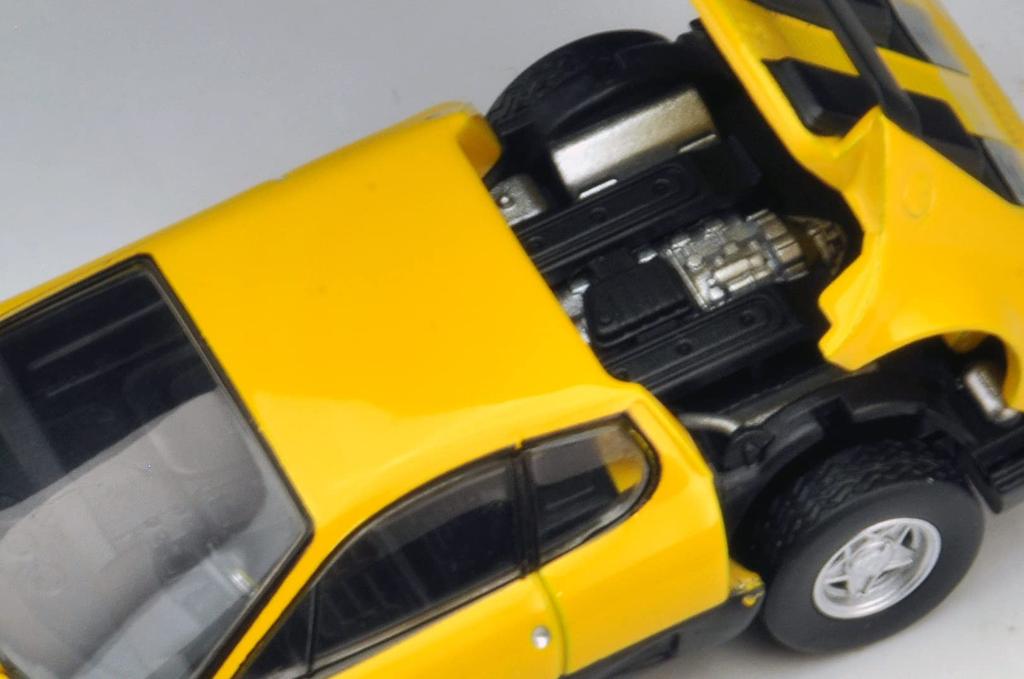 Tomica Limited Vintage Neo 164 LV-N Ferrari 512 BB YellowBlack Finished Product 320050