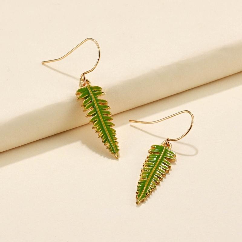 Delicate Leaf Shaped Earrings Bohemian Fern Leaf Earrings Green Leaf Dangle Hook Earring Unique Jewelry Women Girl Teen