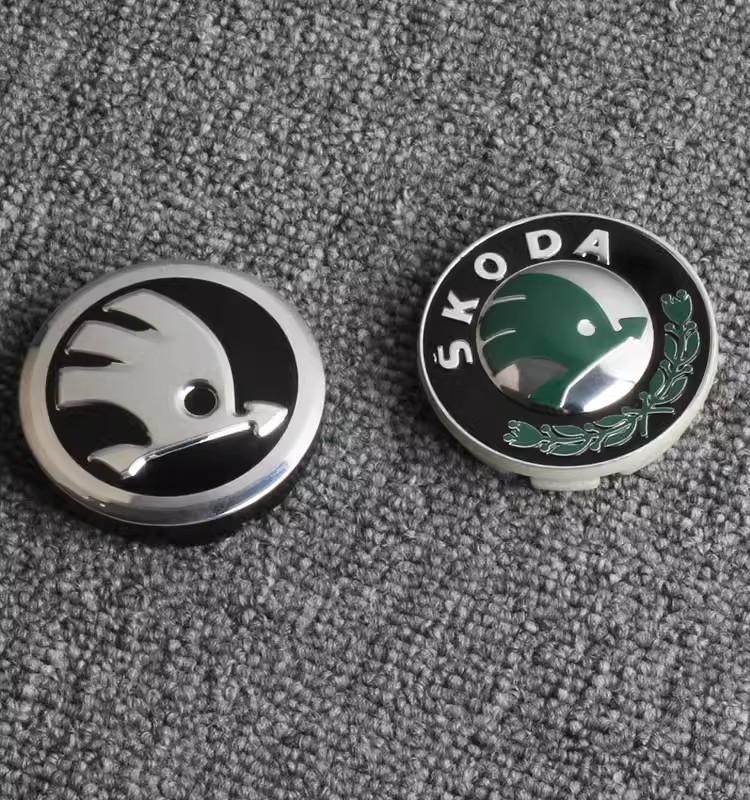 4PCS 56mm Car Wheel Center Hub Cap Emblem Metal Sticker For Skoda Kylaq Elroq Octavia Enyaq Kamiq Scala Rapid Superb Karoq Fabia